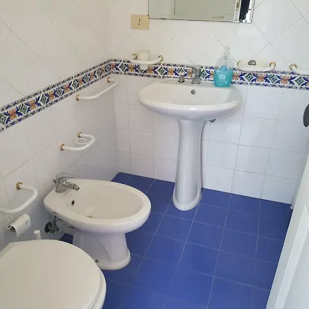 Su Piazza Matteotti Forio Centralissimi * Forio di Ischia